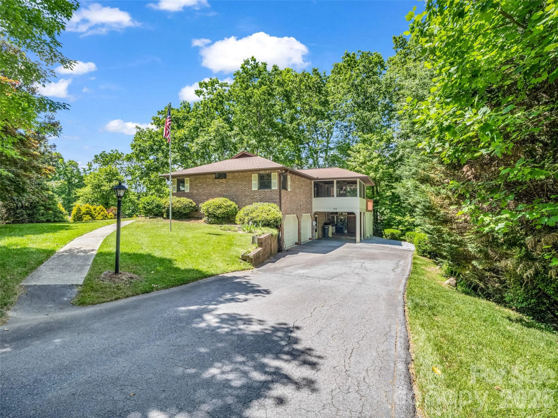 156 Deer Run - Photo 3