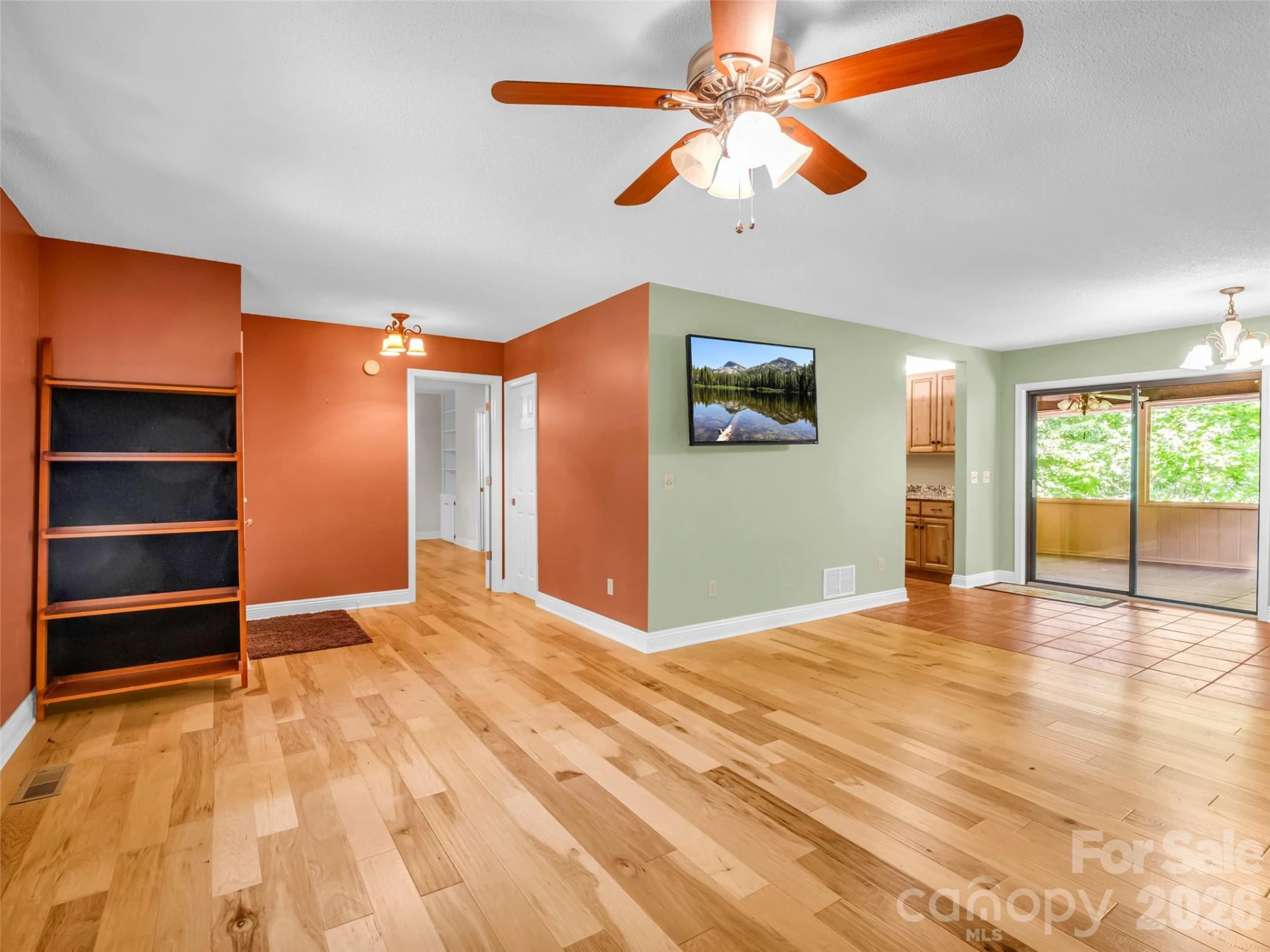 156 Deer Run - Photo 6