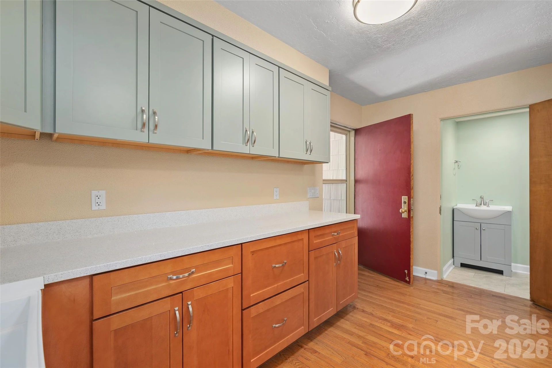 142 Country Club Drive - Photo 17