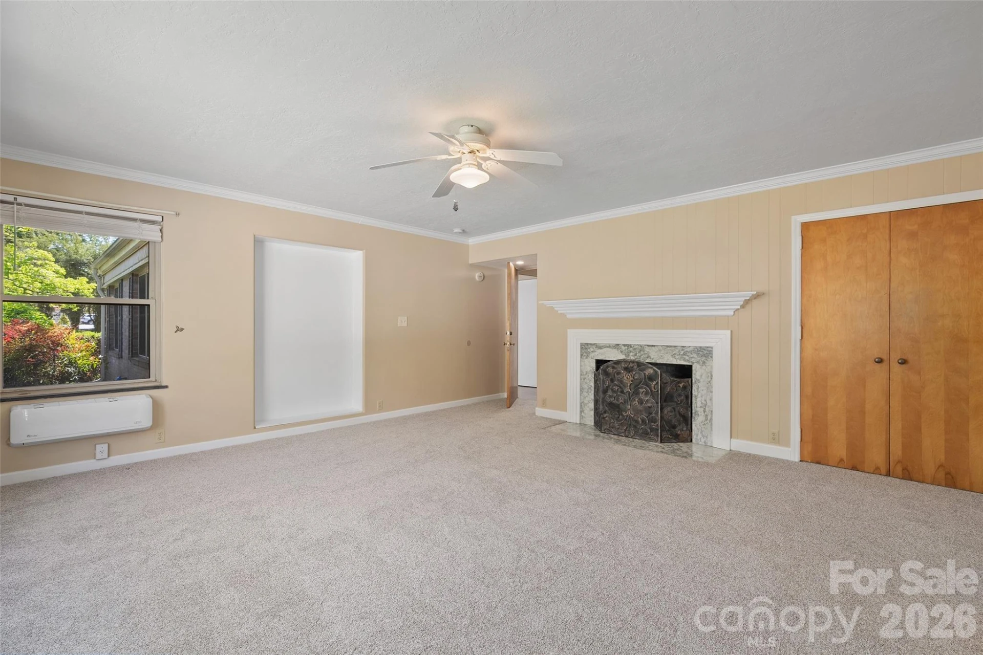 142 Country Club Drive - Photo 18