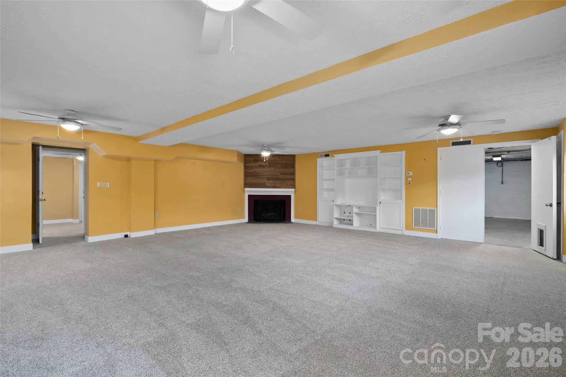 142 Country Club Drive - Photo 29
