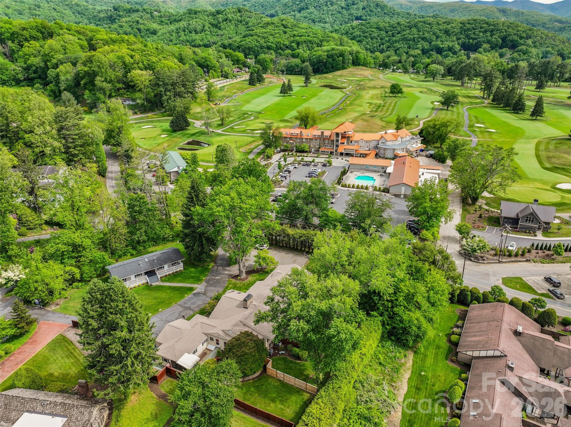142 Country Club Drive - Photo 45