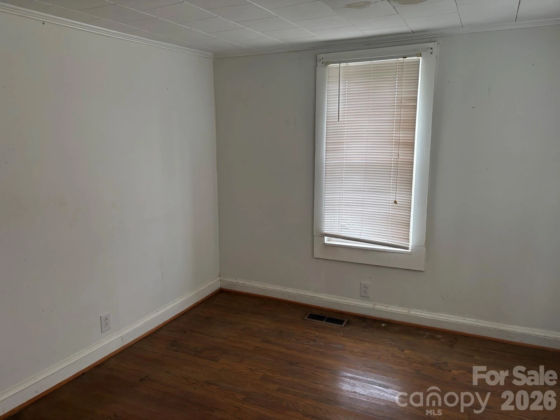 162 Phillips Lane - Photo 14