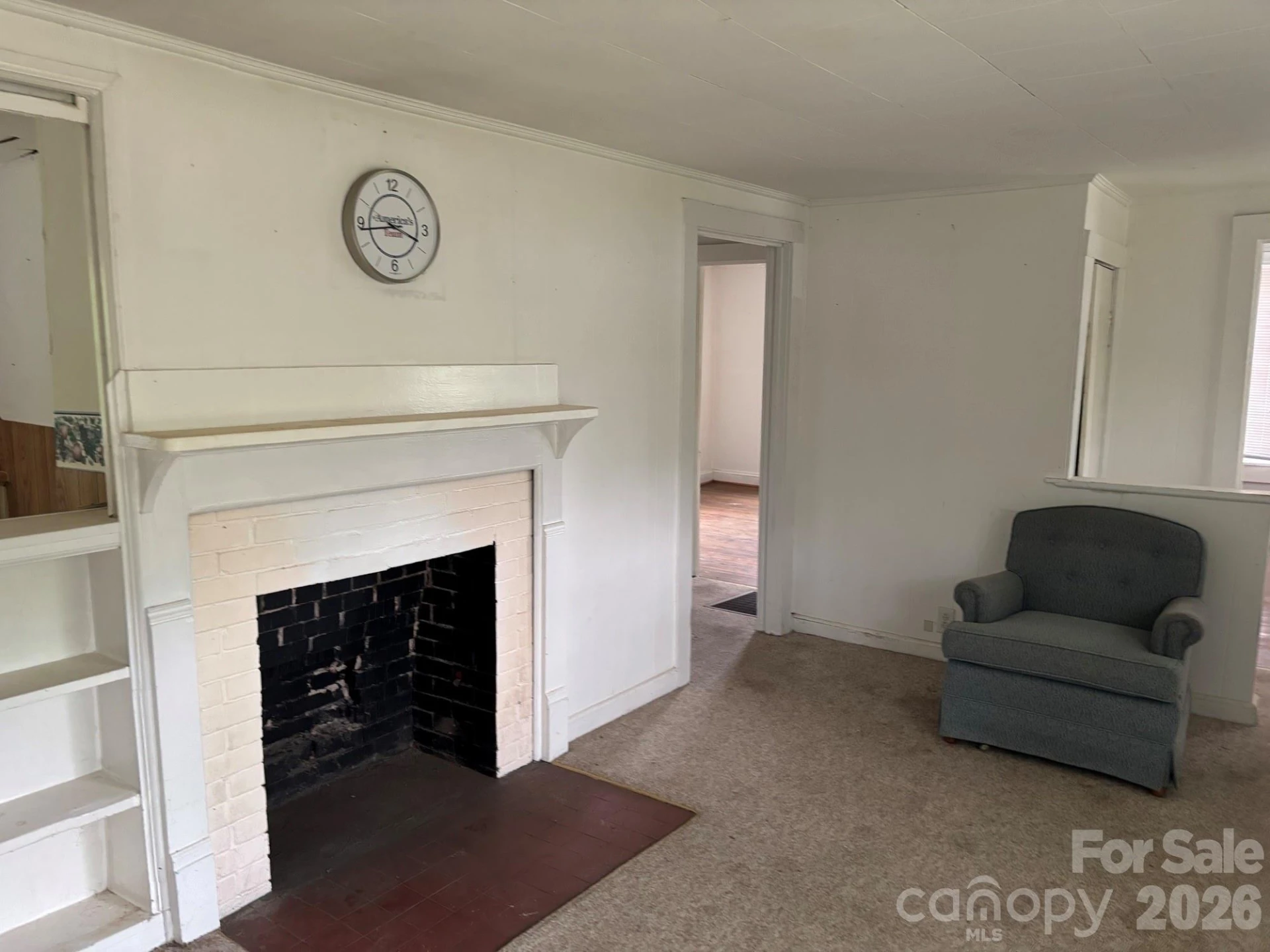 162 Phillips Lane - Photo 3