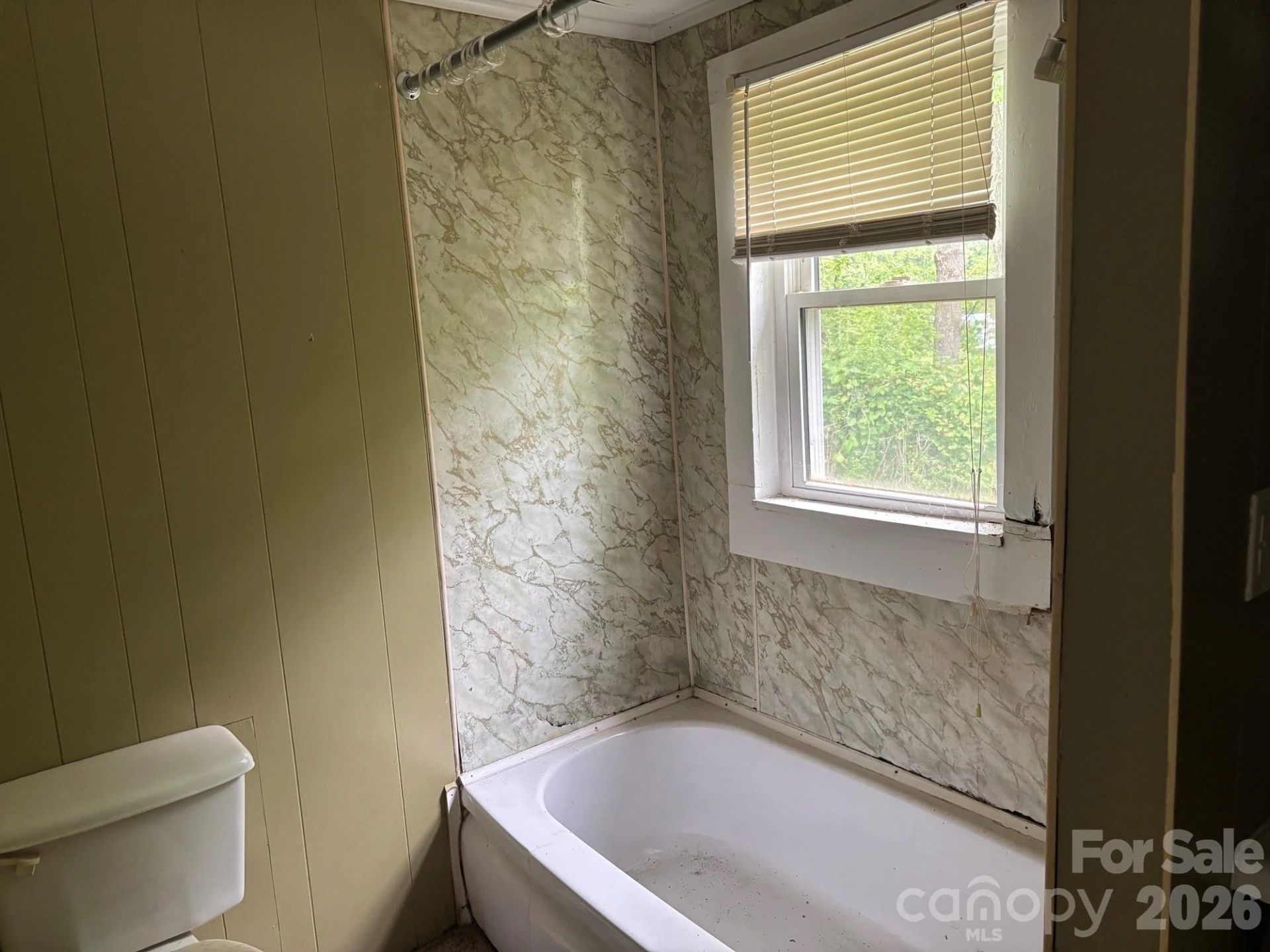 162 Phillips Lane - Photo 7