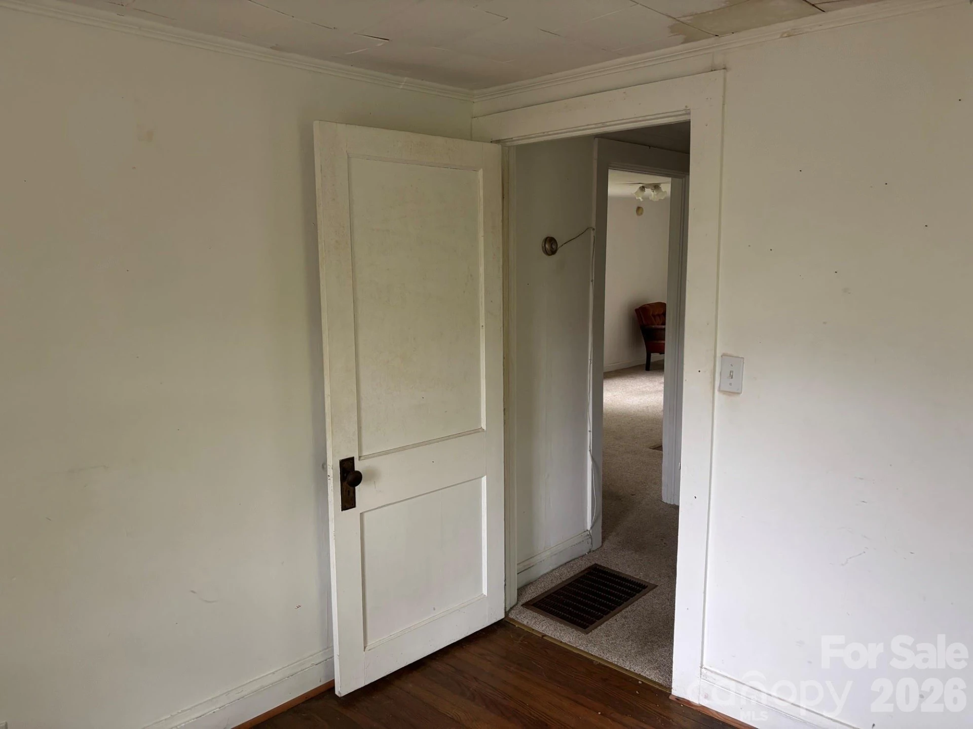 162 Phillips Lane - Photo 9