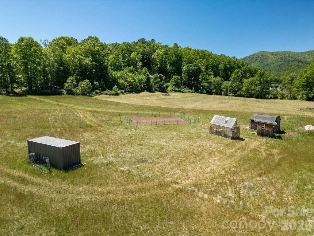 230 Harlow and Cricket Drive - Photo 6