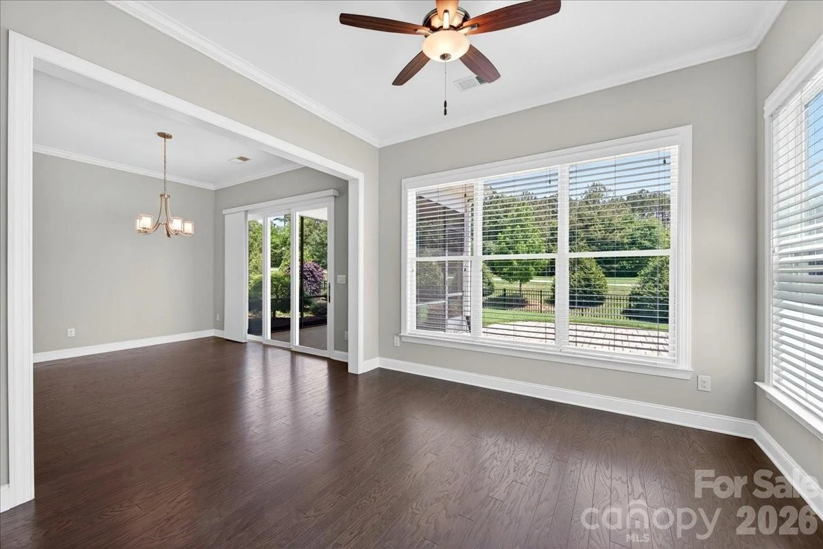249 Stone Mountain Way - Photo 17