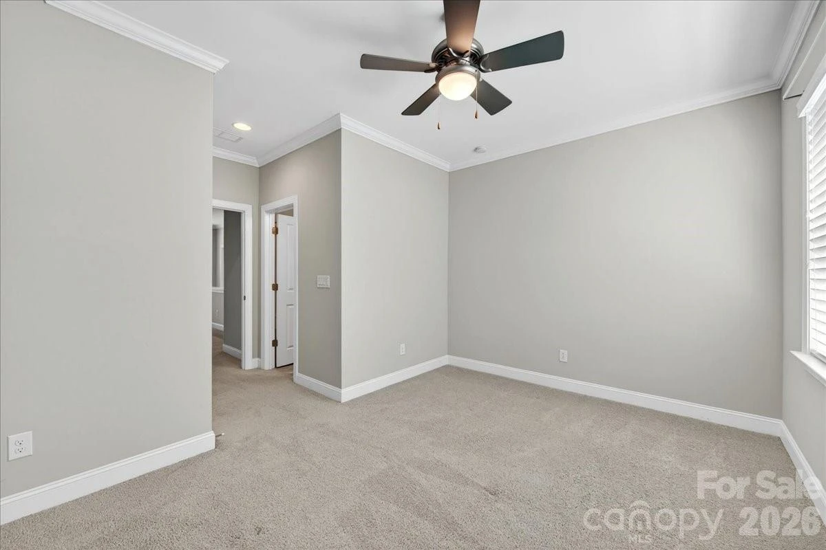 249 Stone Mountain Way - Photo 32