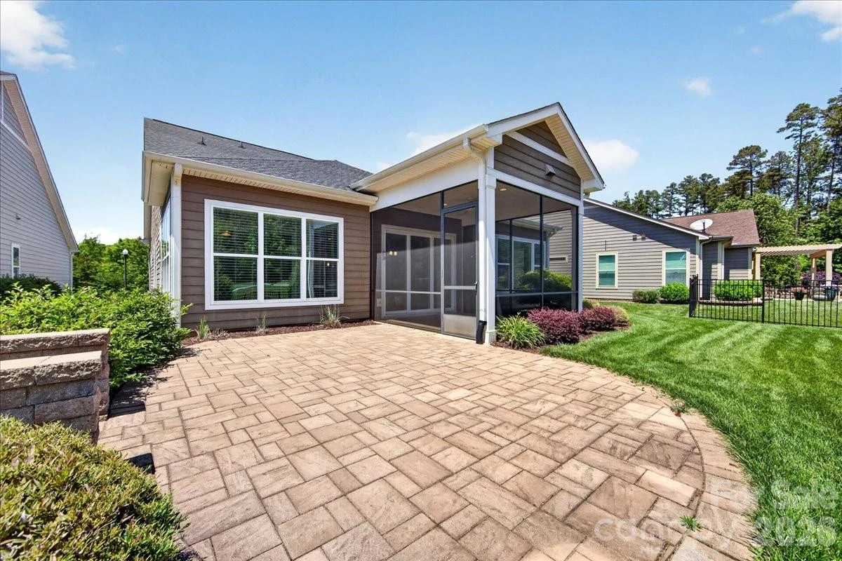 249 Stone Mountain Way - Photo 37