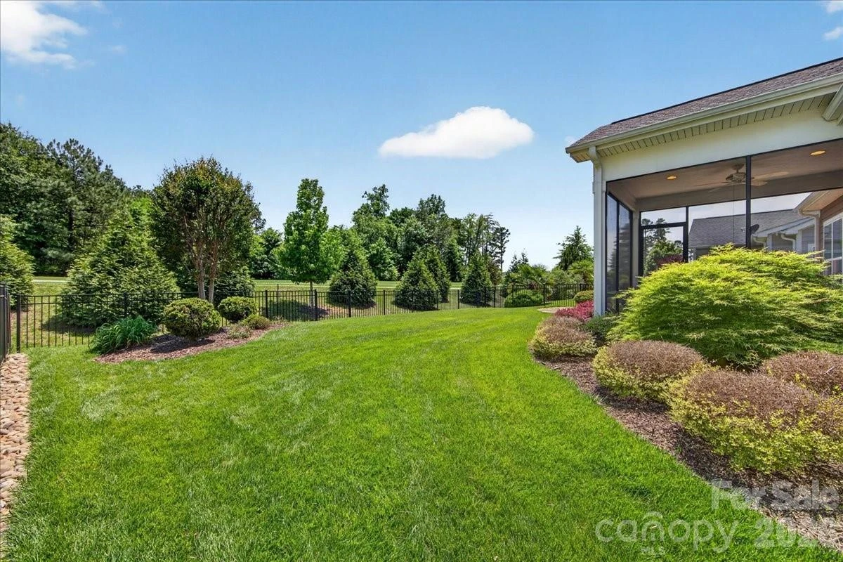 249 Stone Mountain Way - Photo 41