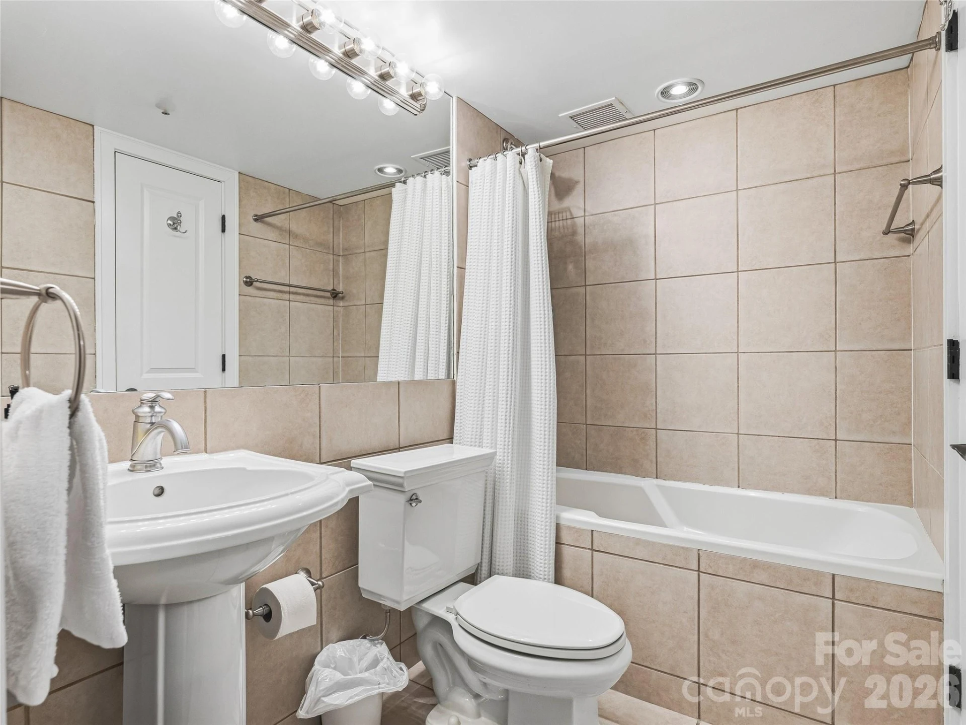 37 Hiawassee Street #E103 - Photo 16