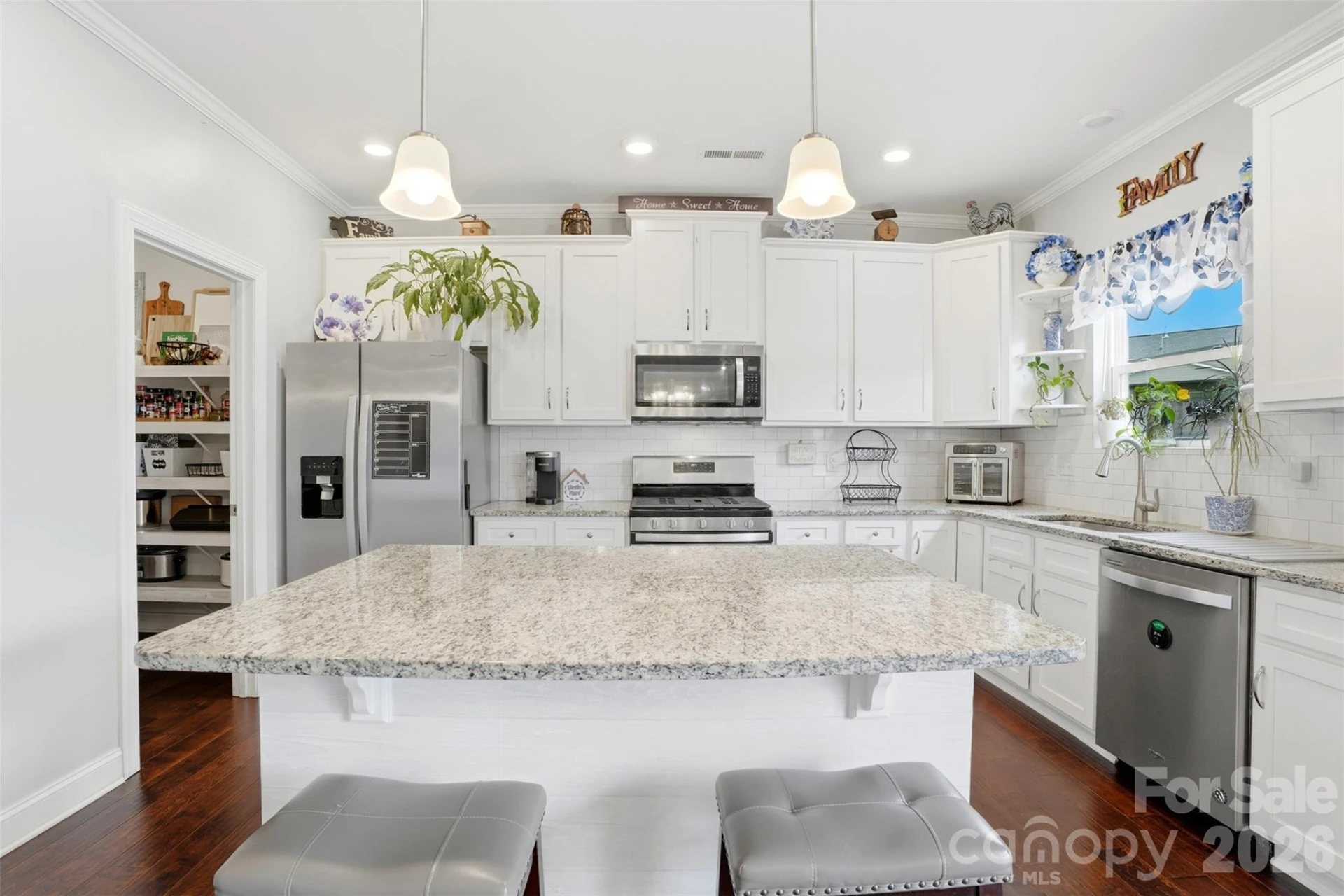 4224 Allenby Place - Photo 7
