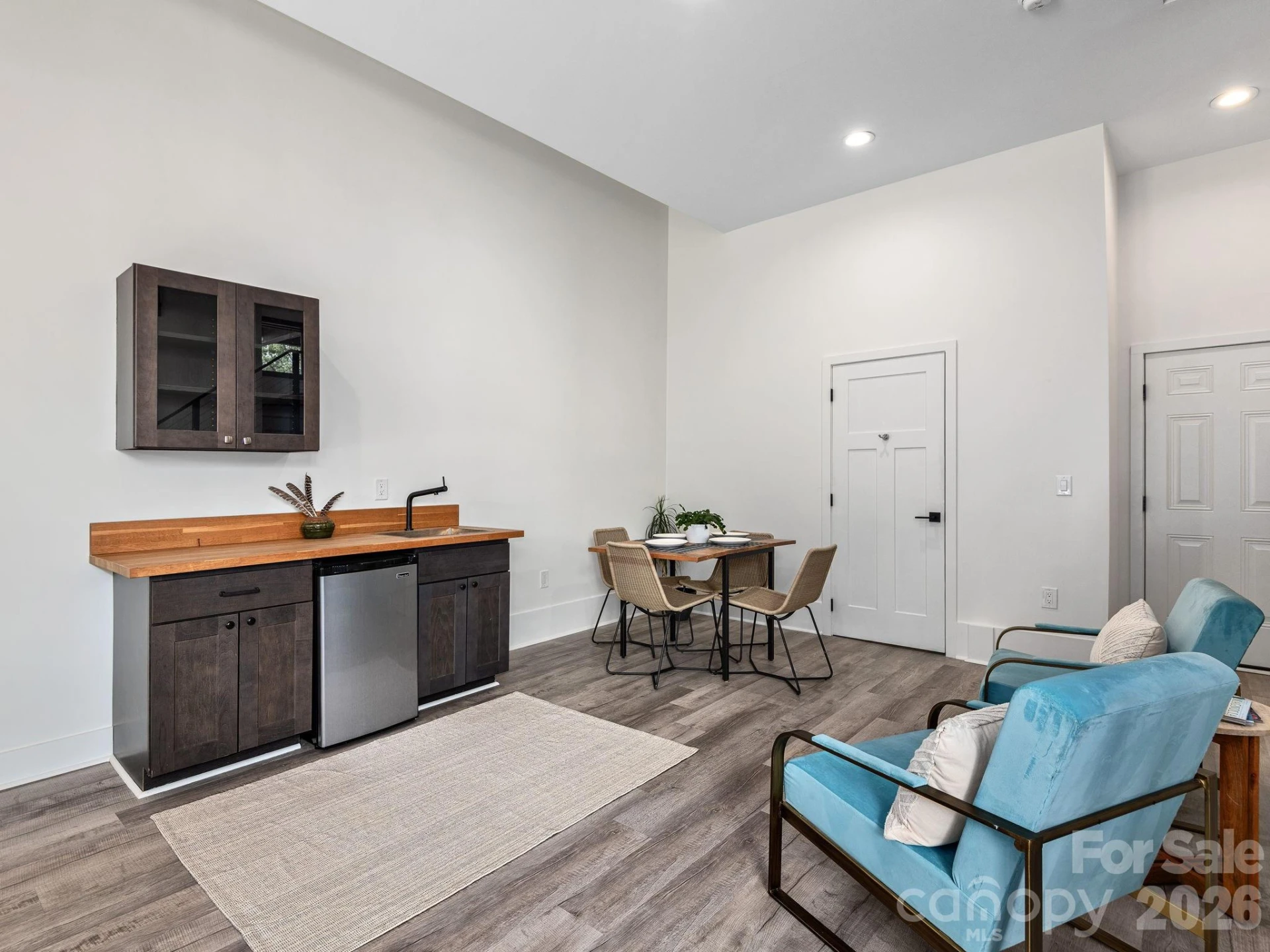 127 Griffing Boulevard - Photo 37