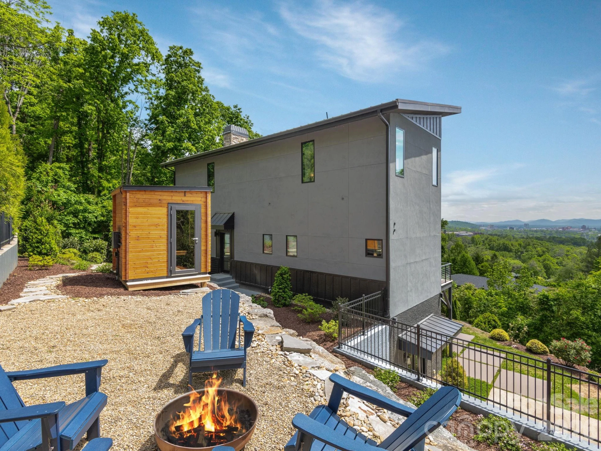 127 Griffing Boulevard - Photo 44