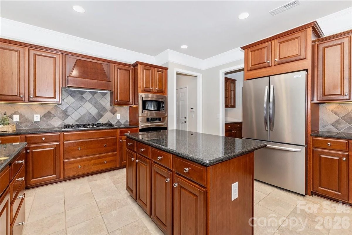 39653 Rosebay Court - Photo 11