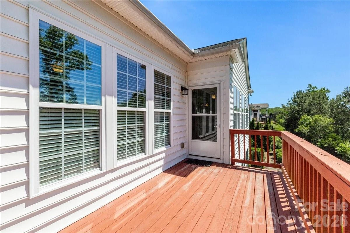 39653 Rosebay Court - Photo 17