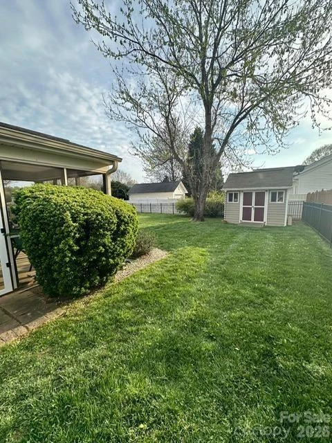 140 Gabriel Drive - Photo 3