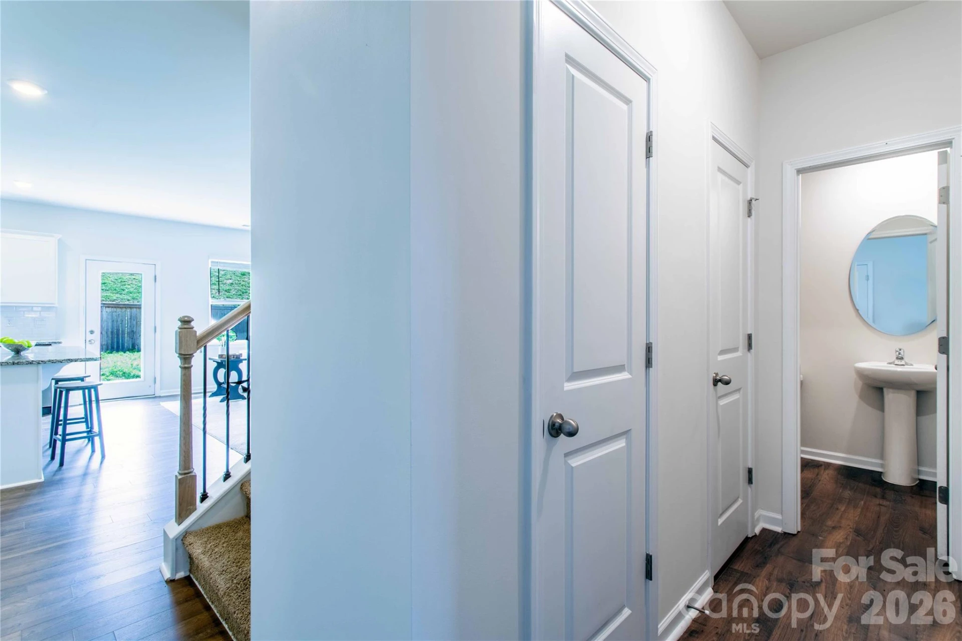 917 Newport Court - Photo 13