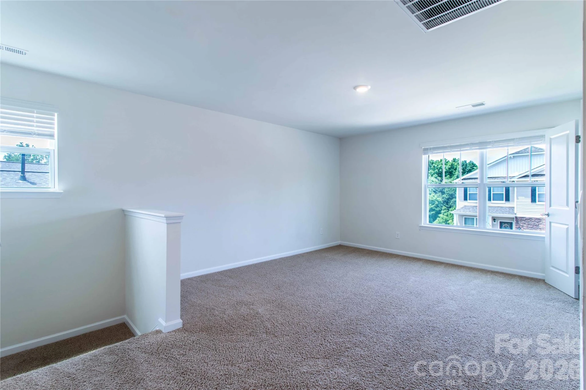 917 Newport Court - Photo 17