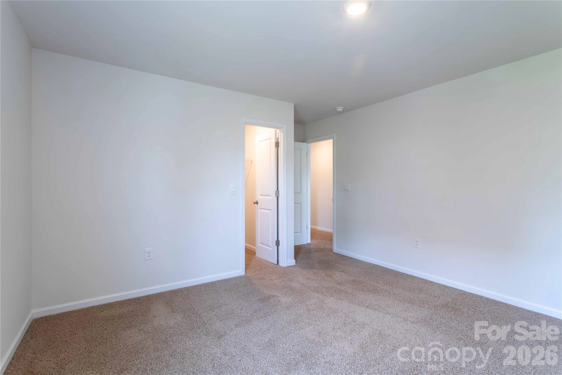 917 Newport Court - Photo 27