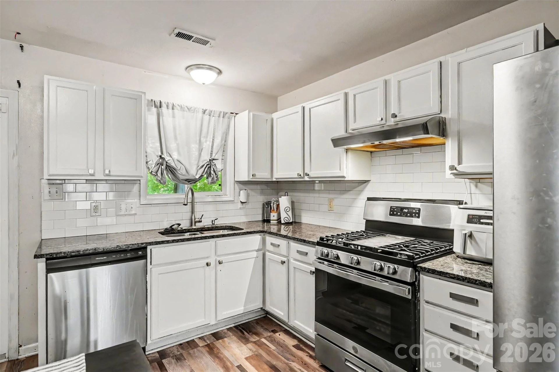 9306 Tiger Lily Lane - Photo 12