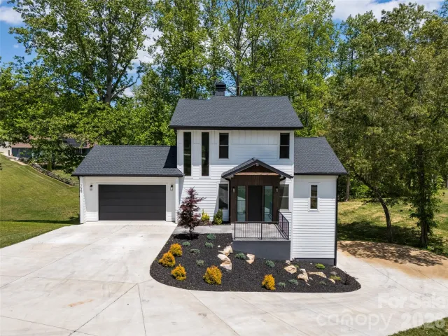 24 Copper Mill Court, Candler, NC, 28715