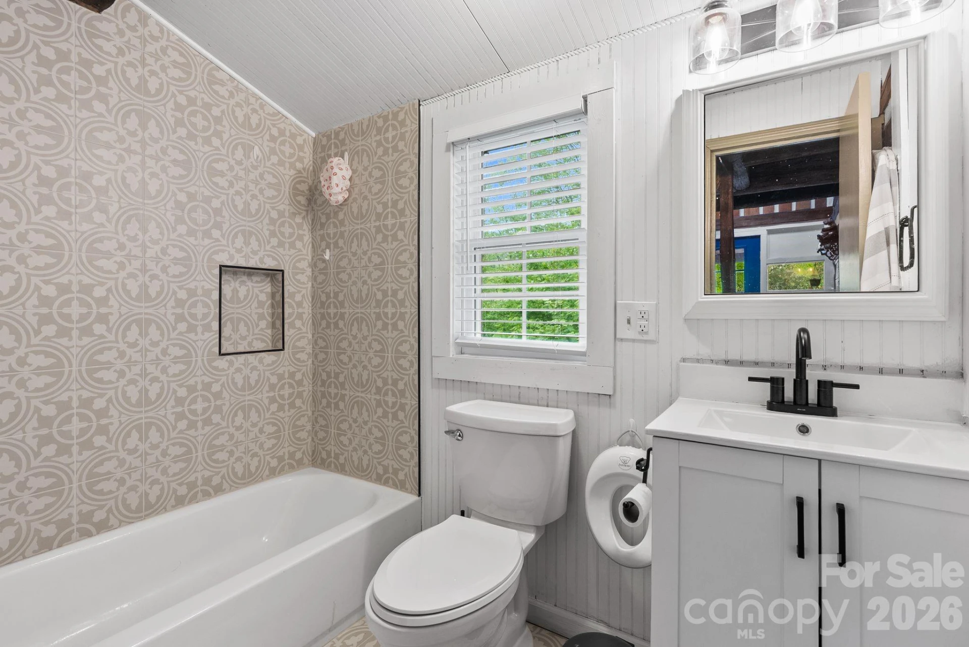 285 Glenaire Drive - Photo 16
