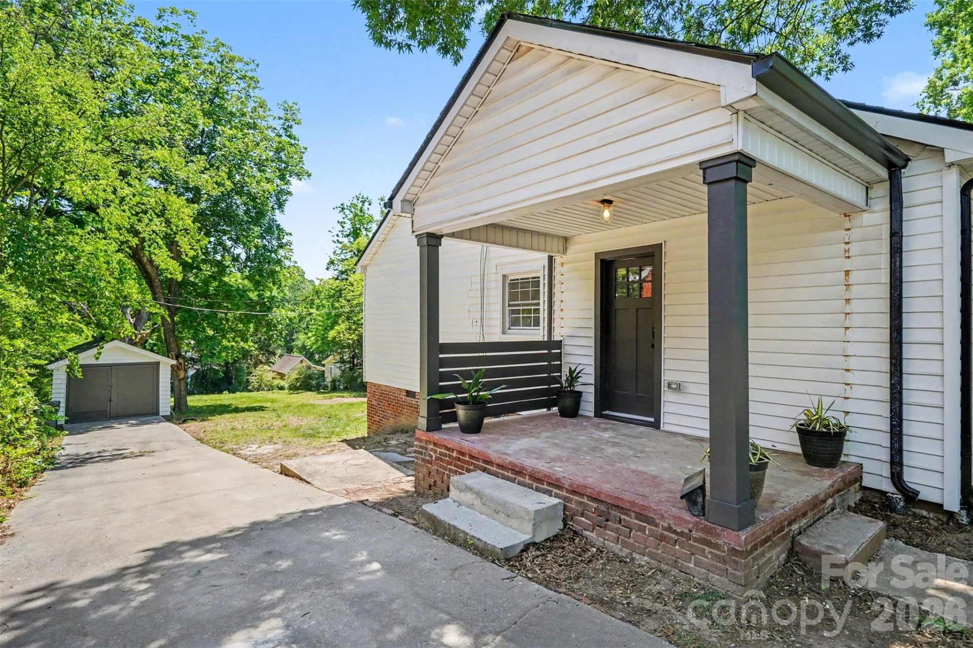 127 Cedar Drive - Photo 3