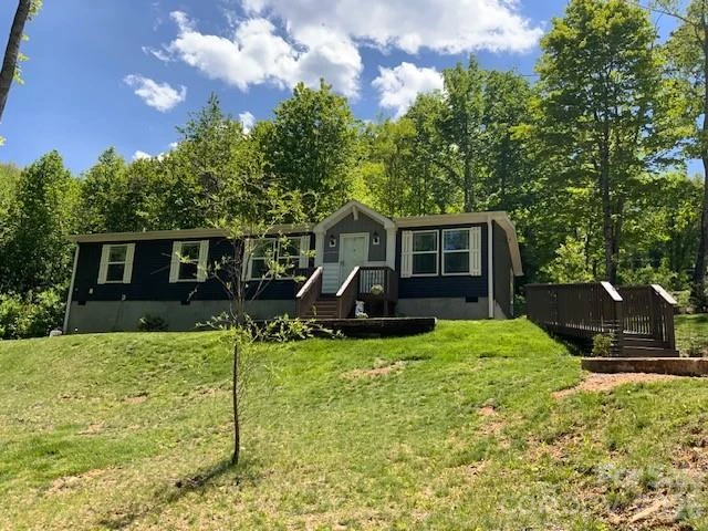 1205 Saunook Road