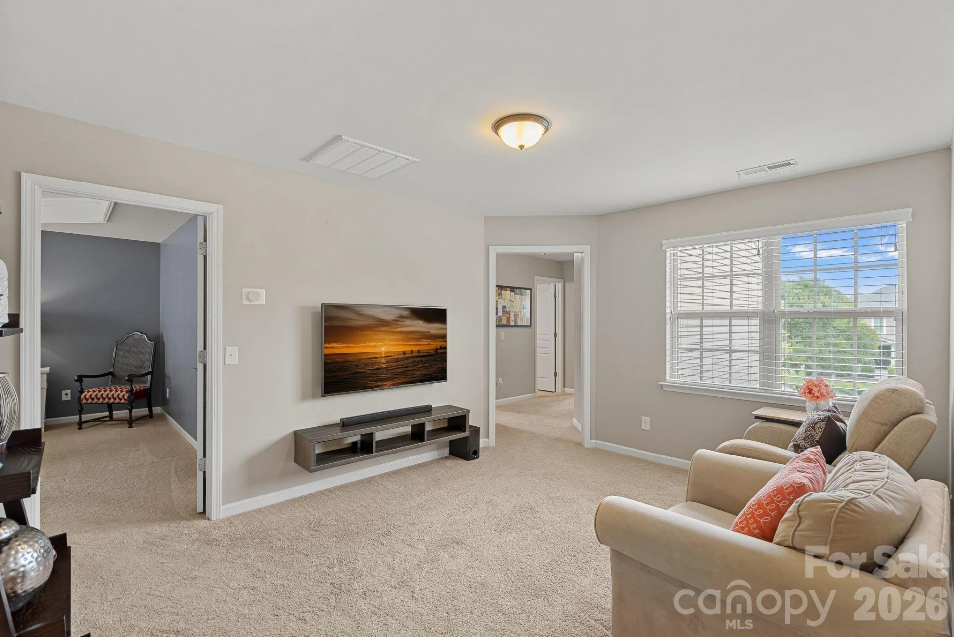 404 Senate Court Way - Photo 15