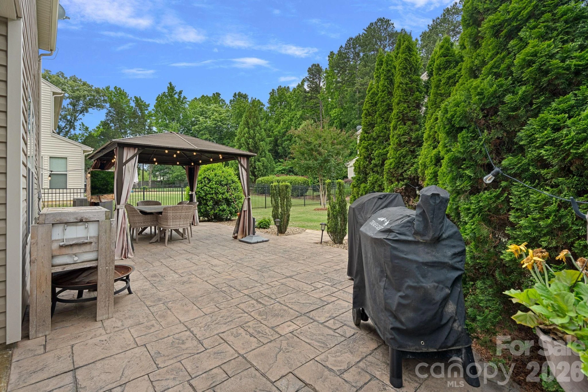 404 Senate Court Way - Photo 32