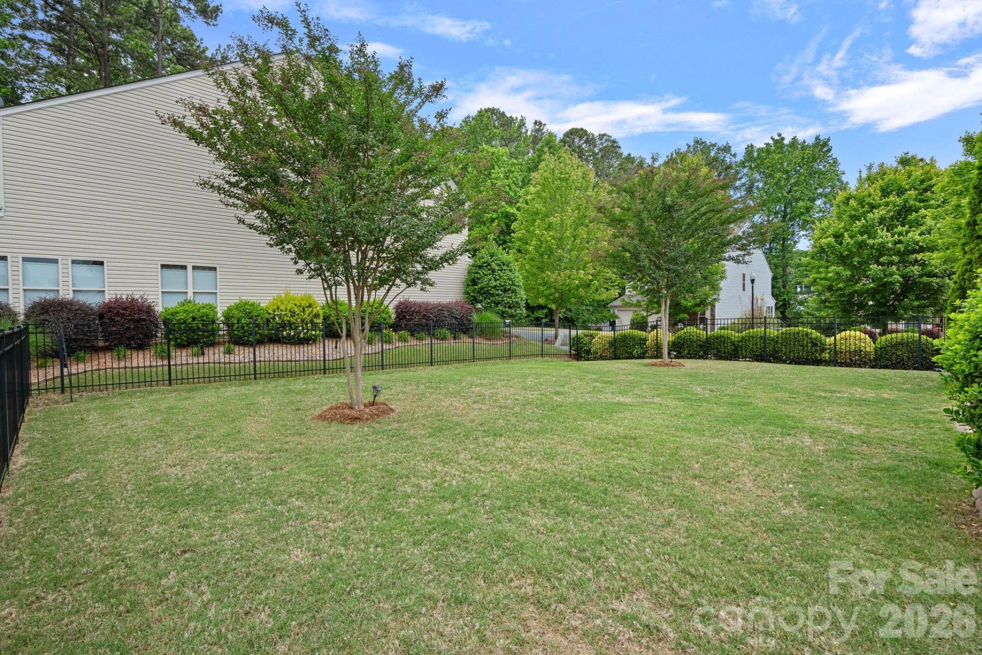 404 Senate Court Way - Photo 34