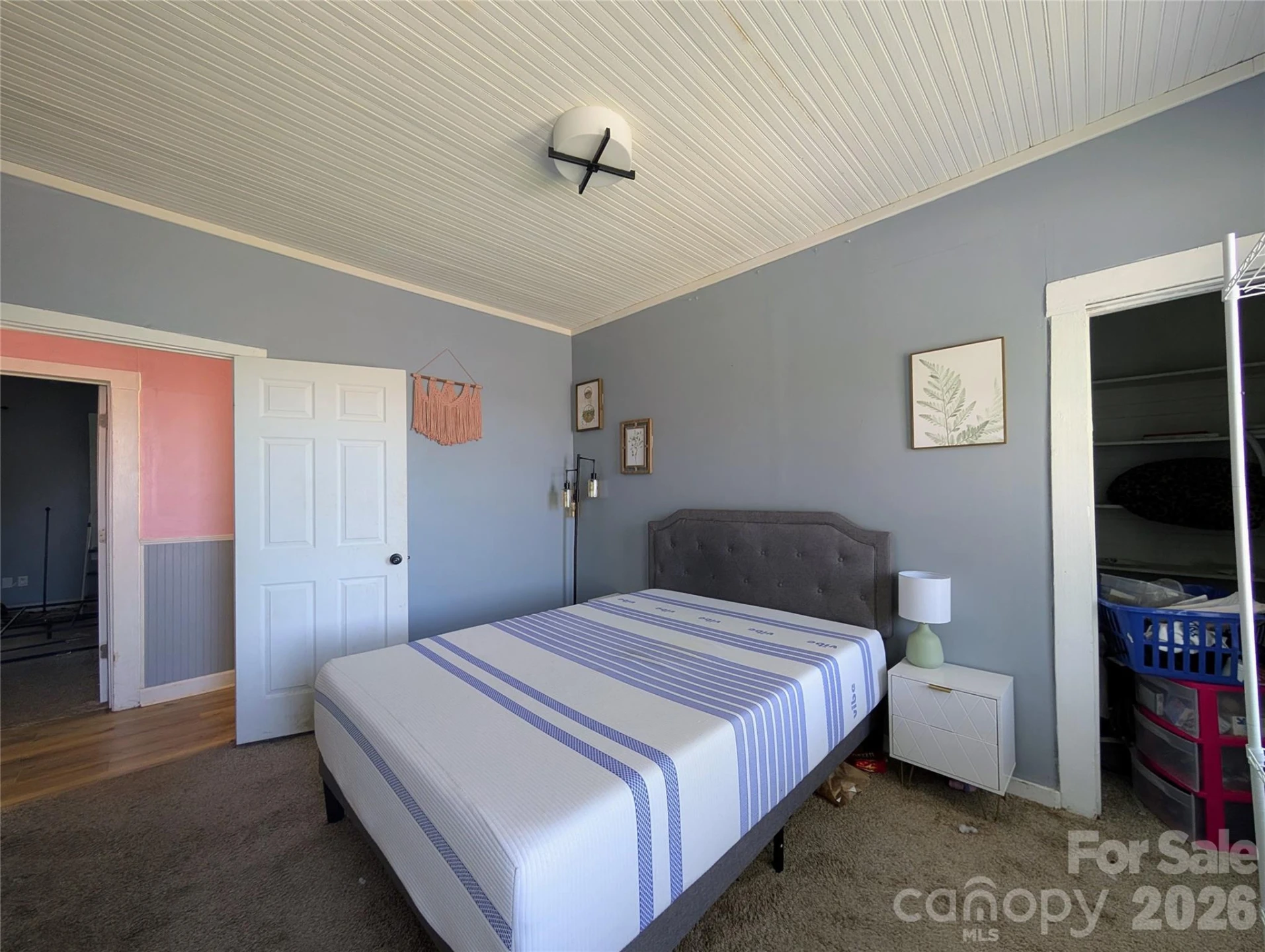204 Shelby Street - Photo 11
