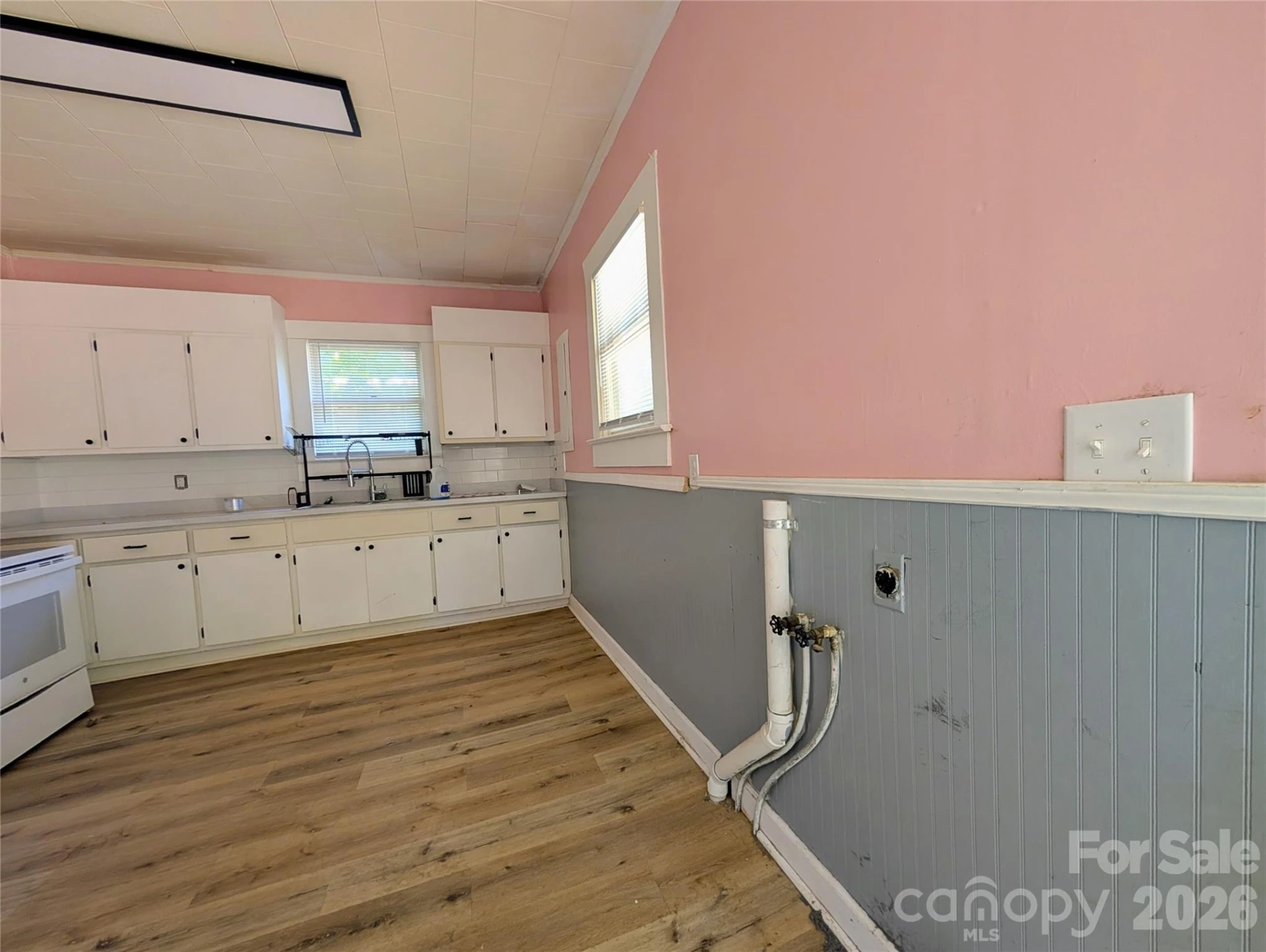 204 Shelby Street - Photo 5