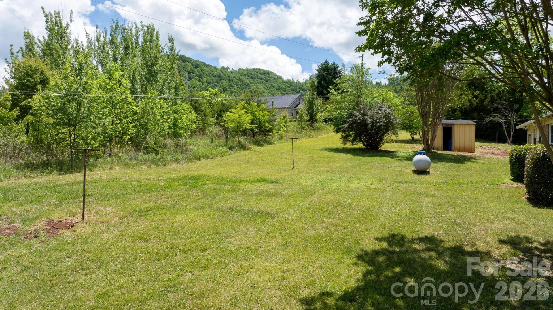 1852 Skyland Drive - Photo 29