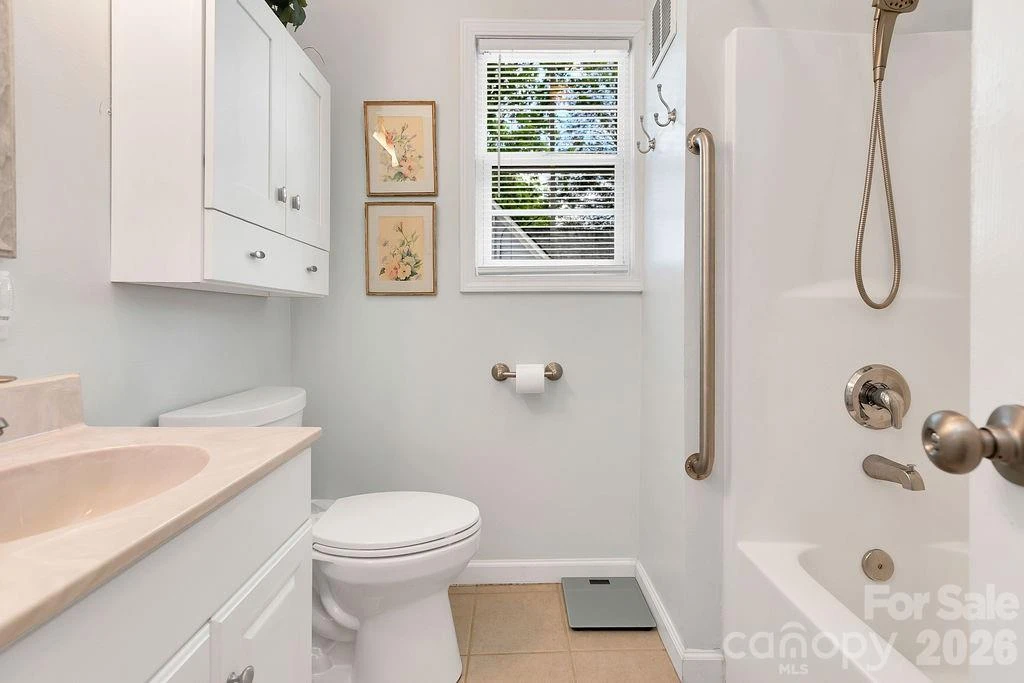 36 Oaklawn Avenue - Photo 17