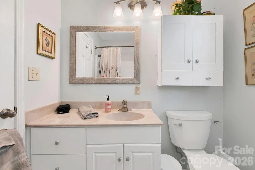 36 Oaklawn Avenue - Photo 18