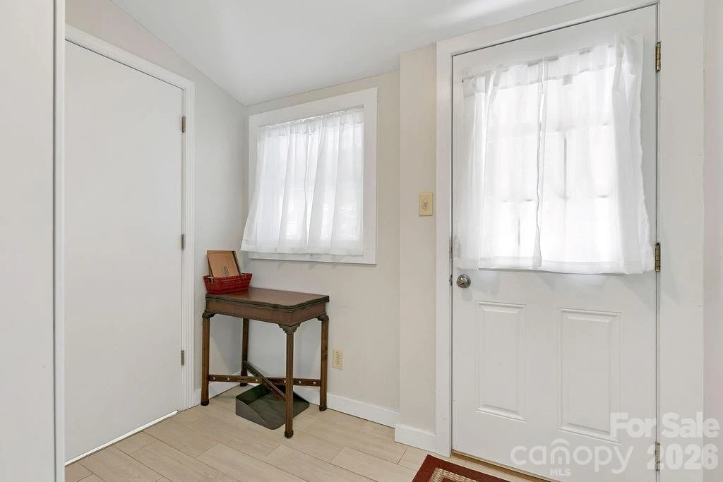 36 Oaklawn Avenue - Photo 24