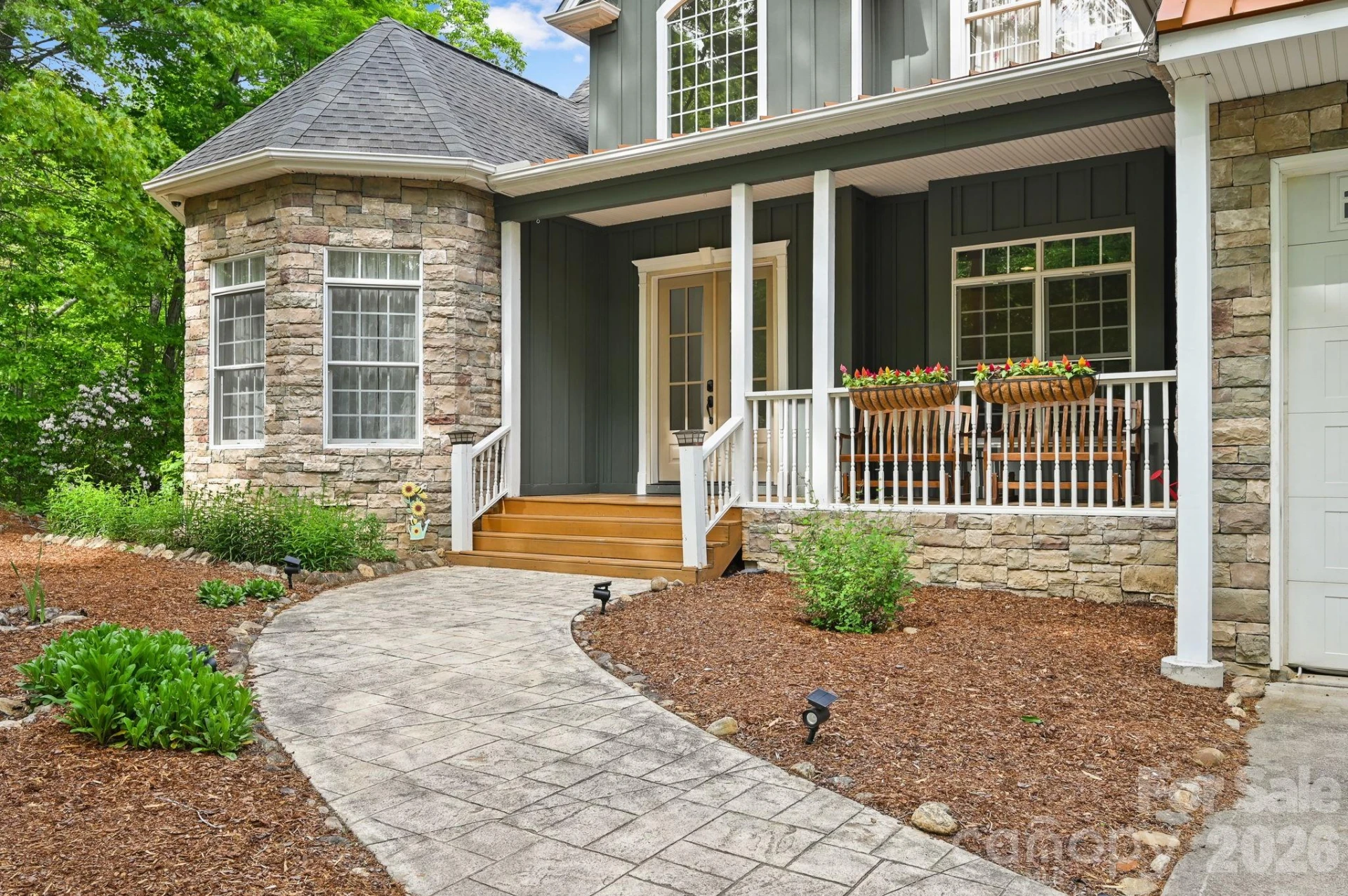 314 Woodland Drive - Photo 2