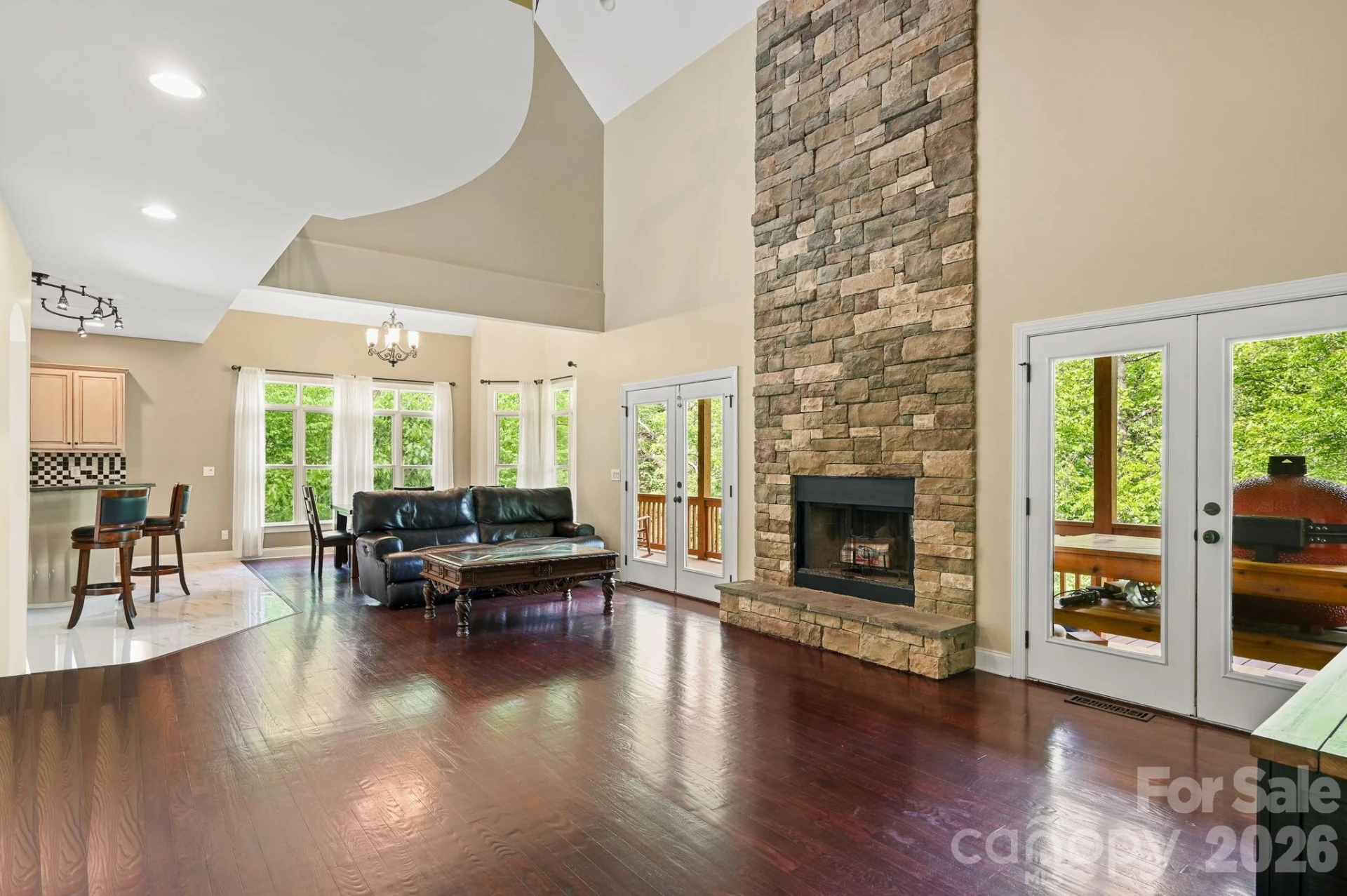 314 Woodland Drive - Photo 6