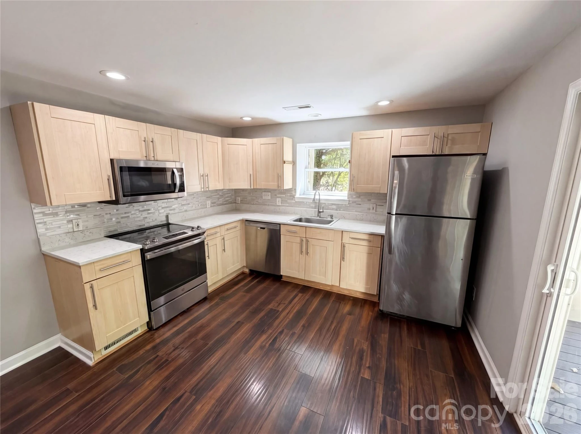 1322 Carolyn Drive - Photo 2