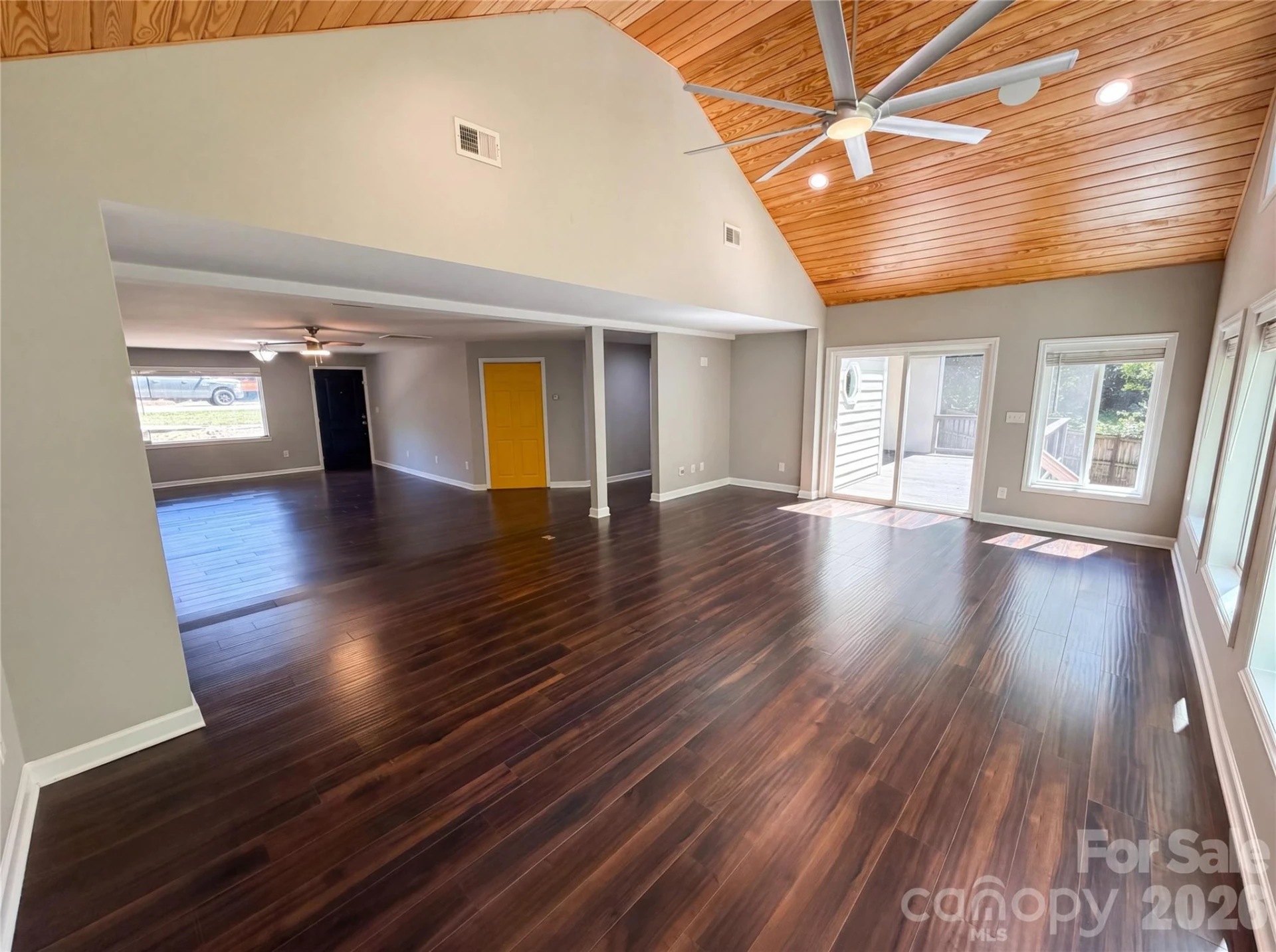 1322 Carolyn Drive - Photo 3