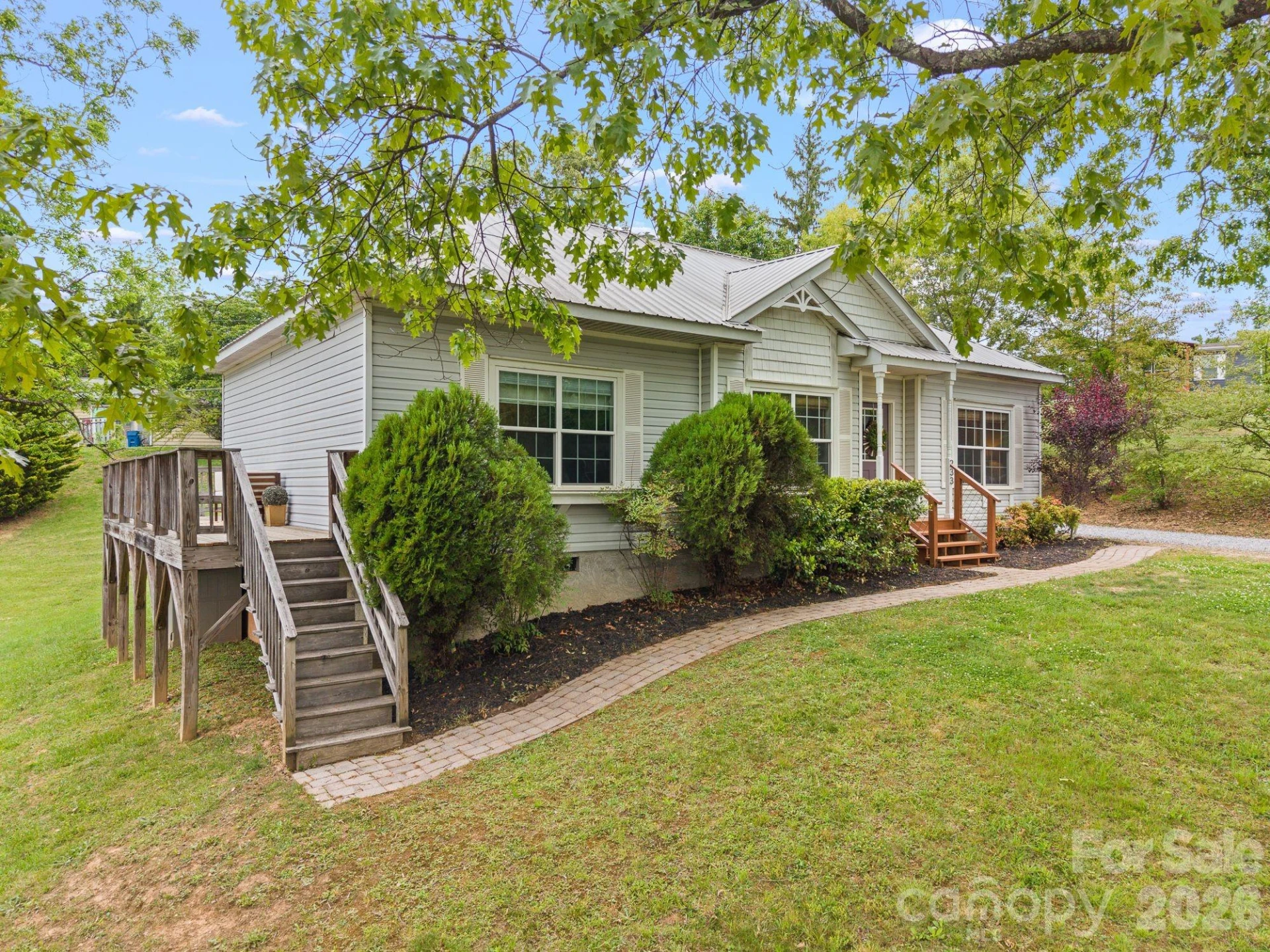 233 Thompson Cove Road - Photo 3