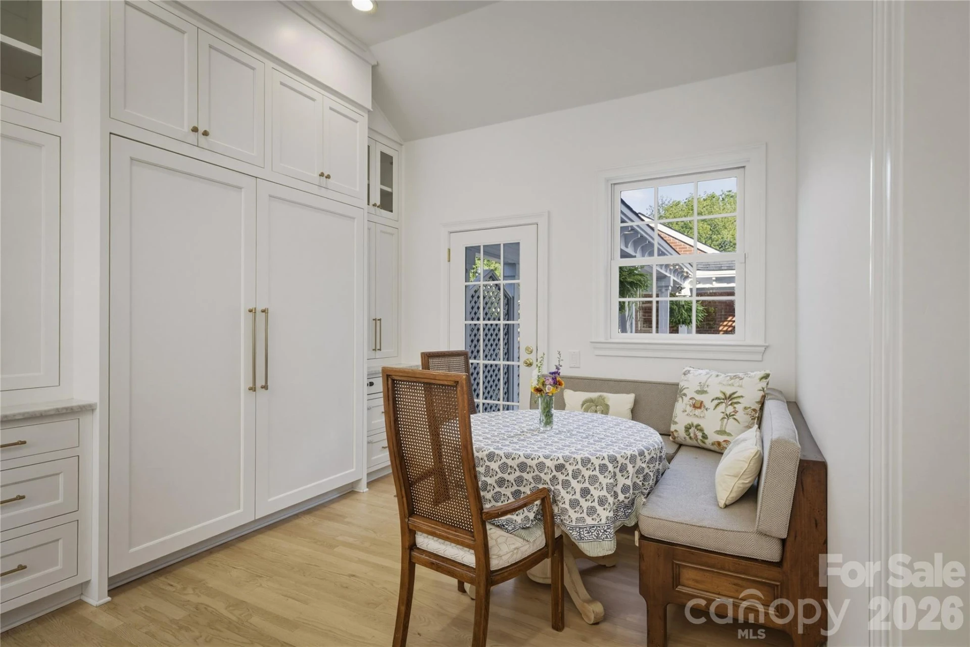 319 Union Street - Photo 10