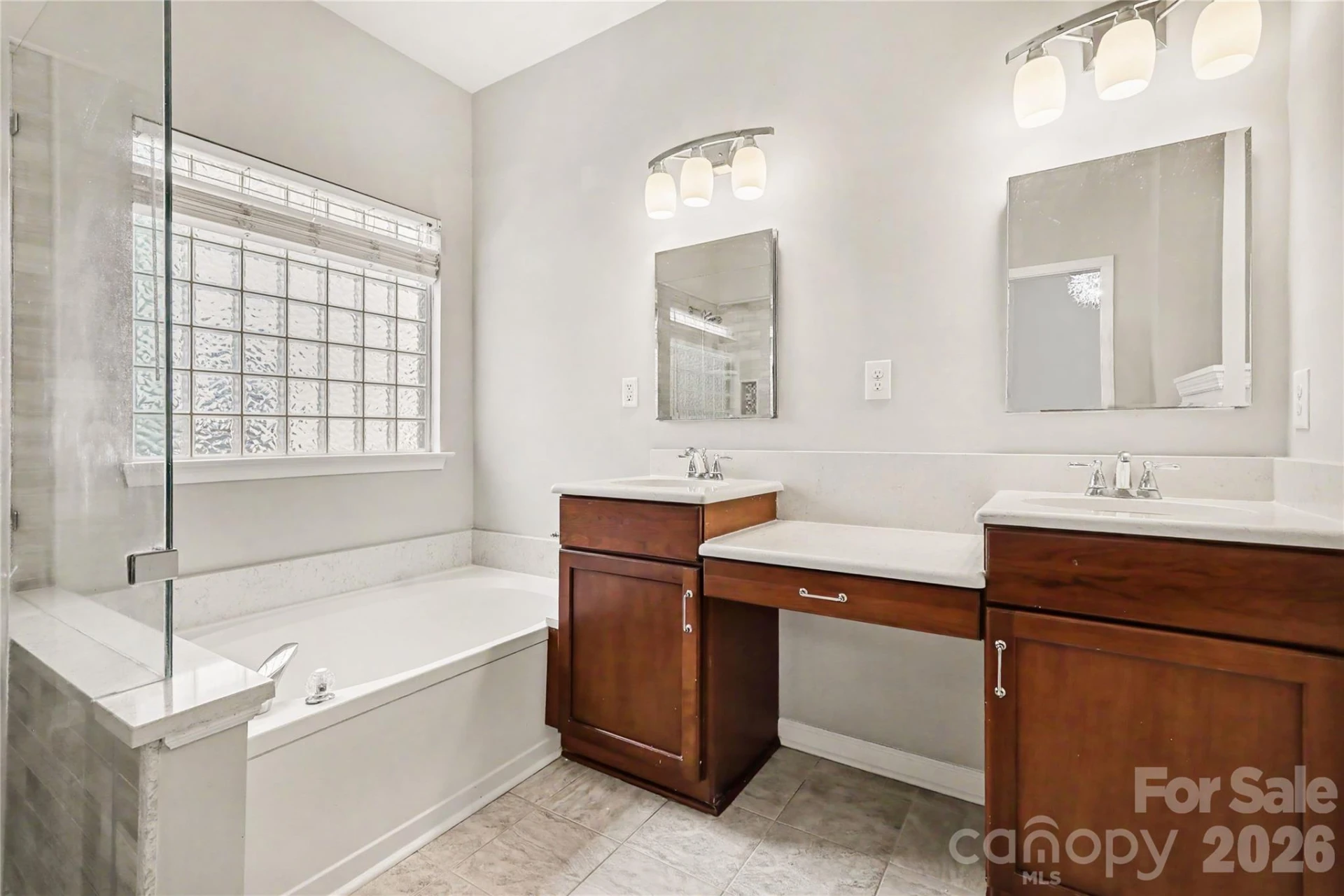 10312 Fairbourne Court - Photo 15