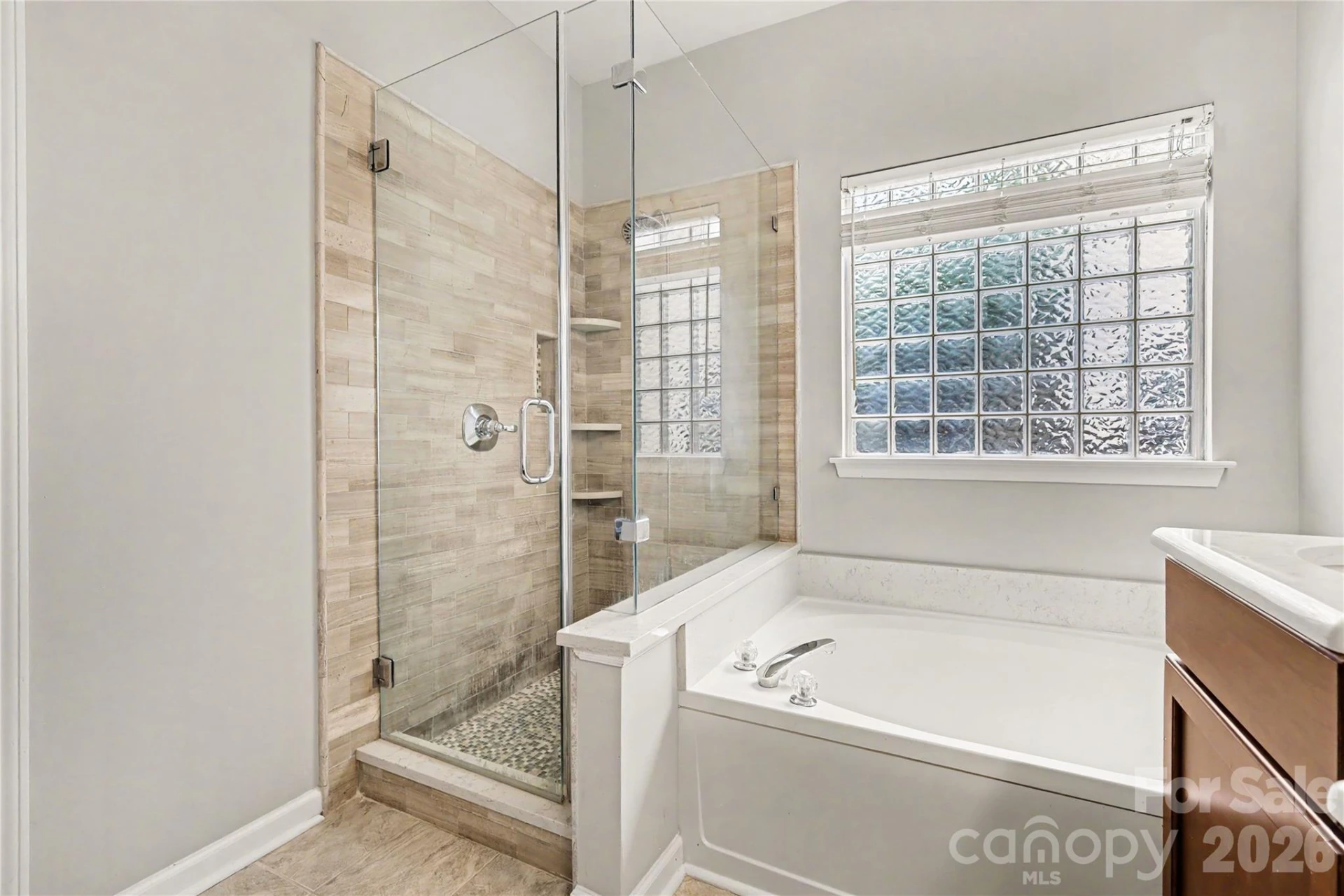 10312 Fairbourne Court - Photo 16