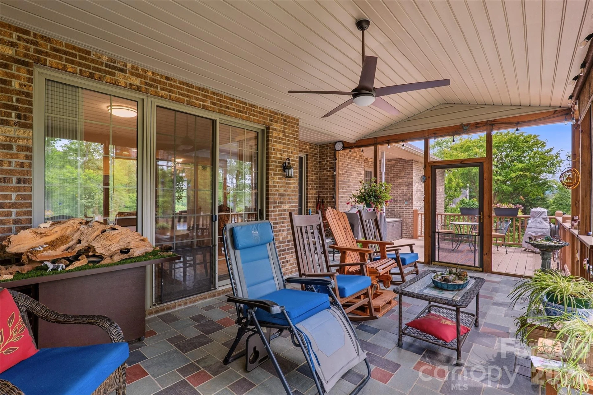 8 Ridgemont Drive - Photo 31