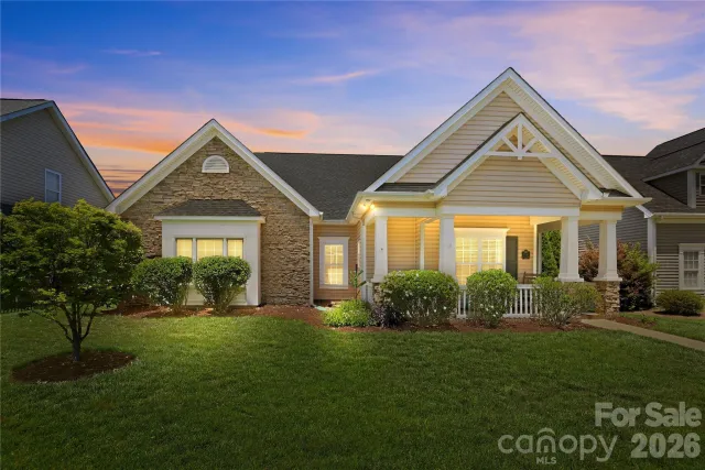 1008 Triple Crown Drive