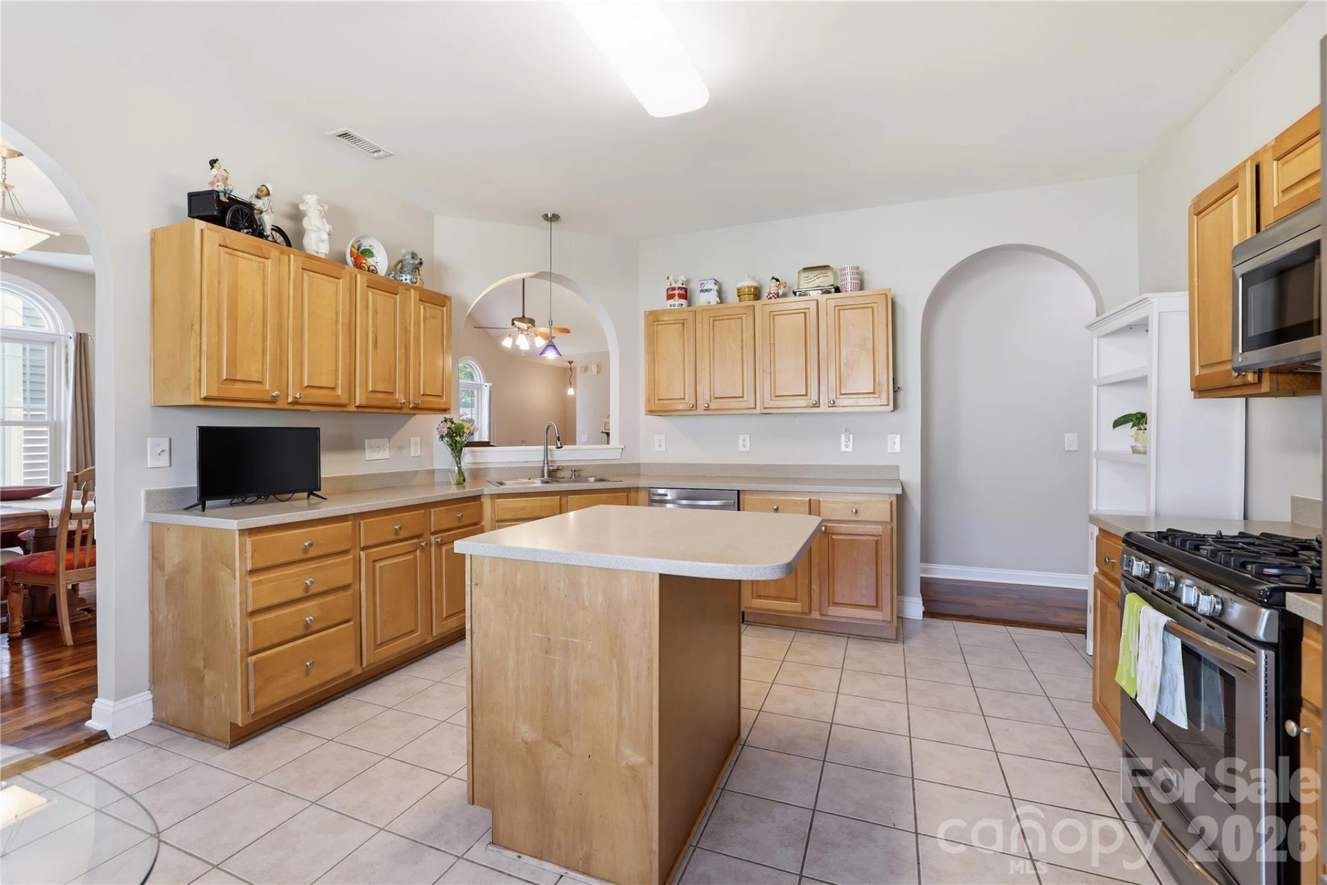 1008 Triple Crown Drive - Photo 12